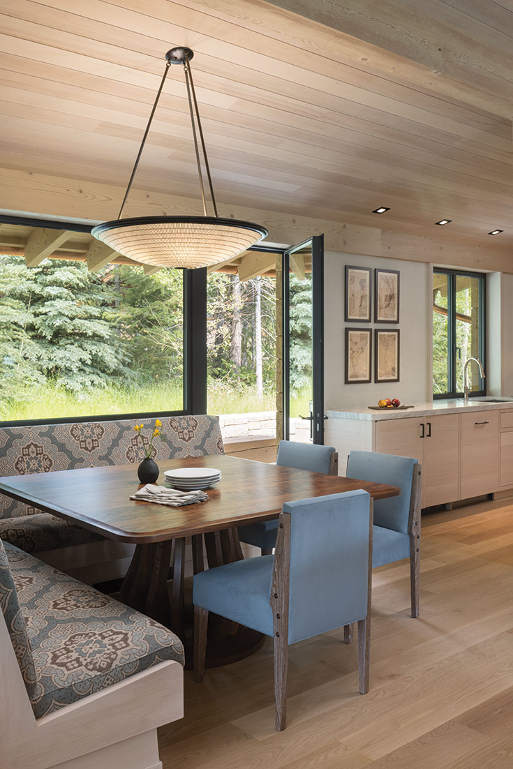 The fir ceilings and white oak flooring serve to frame the outdoor views, and allow nature’s palette to take the stage in almost every corner of the home.