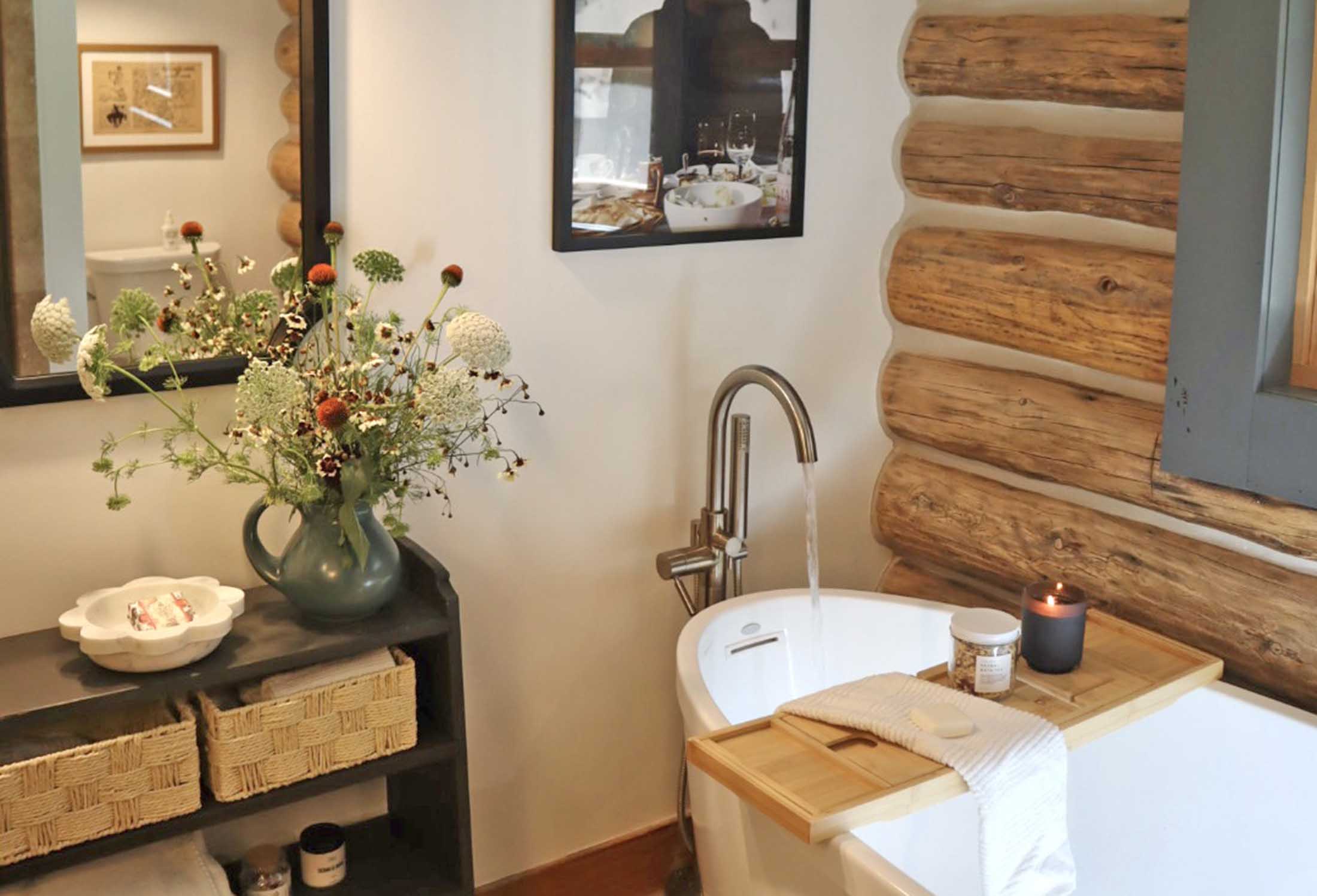 Showcase Home : Historic Cabin